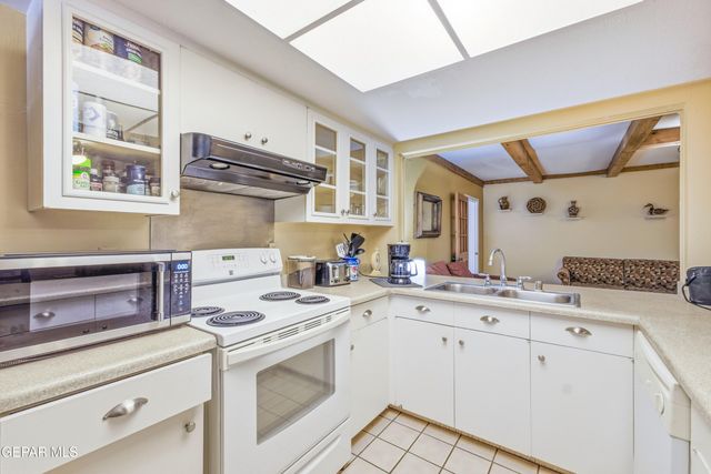 14108 MCMAHON Avenue, Horizon City, TX 79928