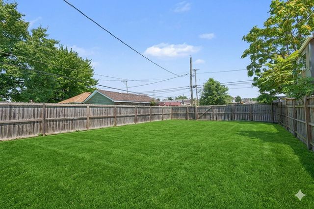 1323 Park Avenue, Chicago Heights, IL 60411
