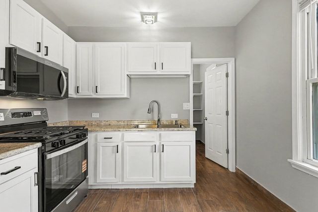1323 Park Avenue, Chicago Heights, IL 60411