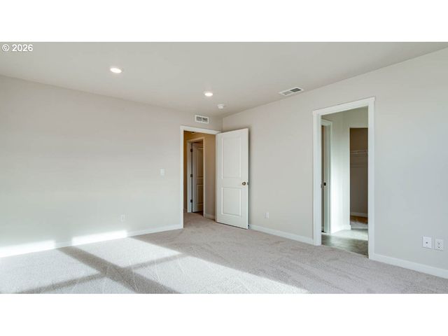 2190 36th Ave, Forest Grove, OR 97116