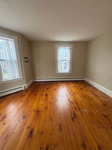 9 Darling 1, Marblehead, MA 01945