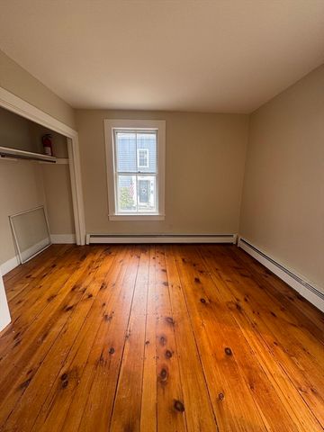 9 Darling 1, Marblehead, MA 01945