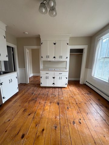 9 Darling 1, Marblehead, MA 01945