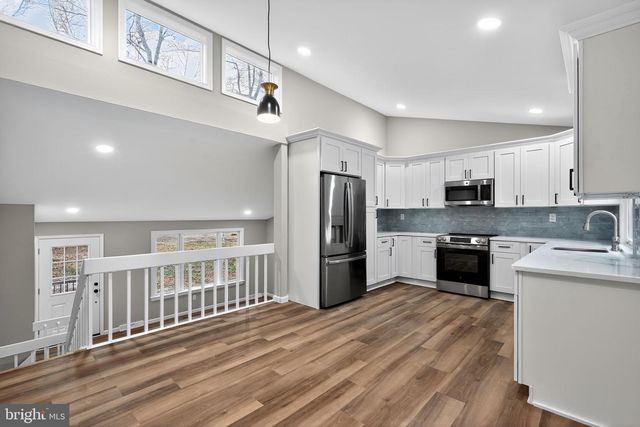 120 GILBERT RD, Bordentown, NJ 08505