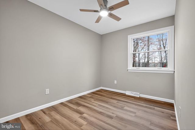 120 GILBERT RD, Bordentown, NJ 08505