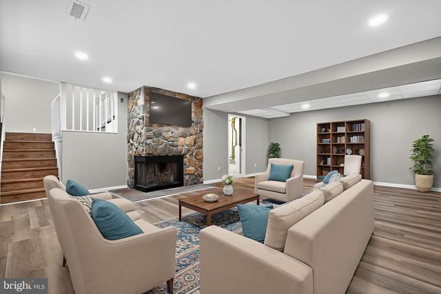 120 GILBERT RD, Bordentown, NJ 08505