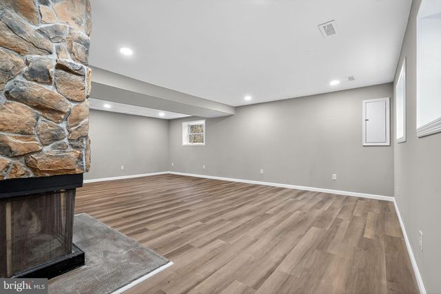 120 GILBERT RD, Bordentown, NJ 08505