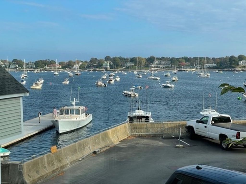 65 Front Street C, Marblehead, MA 01945