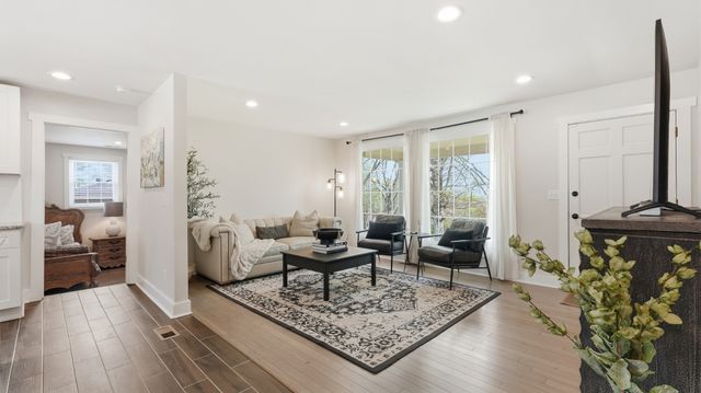 542 Moncrief Ave, Goodlettsville, TN 37072