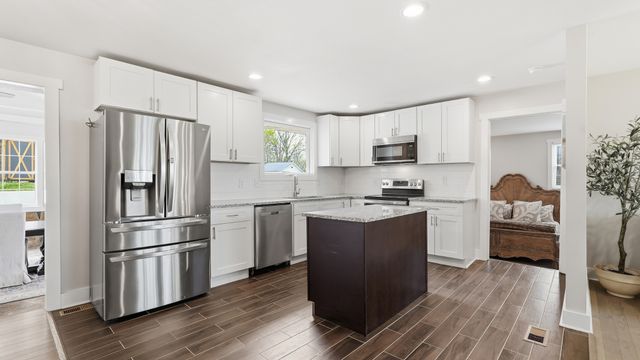 542 Moncrief Ave, Goodlettsville, TN 37072