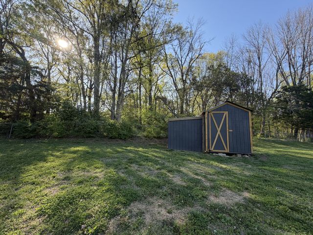 542 Moncrief Ave, Goodlettsville, TN 37072