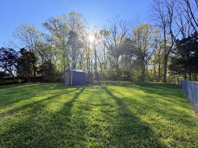 542 Moncrief Ave, Goodlettsville, TN 37072