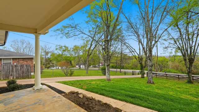 542 Moncrief Ave, Goodlettsville, TN 37072