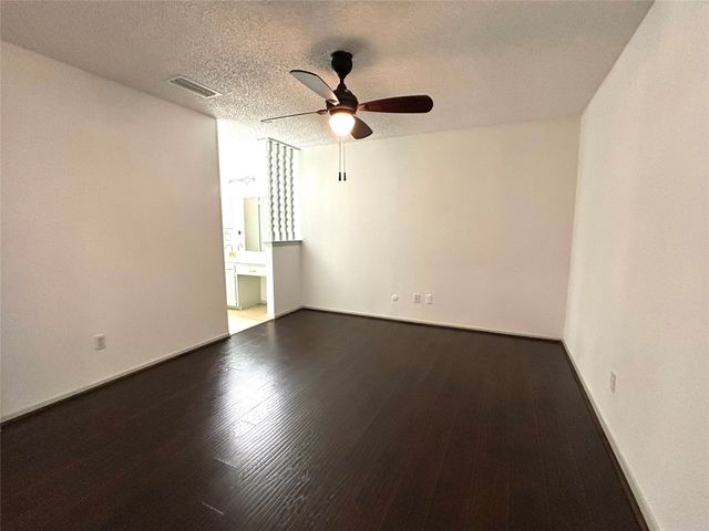 333 Melrose Drive 12B, Richardson, TX 75080