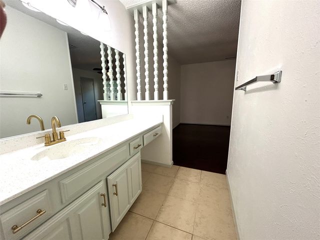 333 Melrose Drive 12B, Richardson, TX 75080