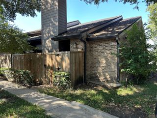 333 Melrose Drive 12B, Richardson, TX 75080