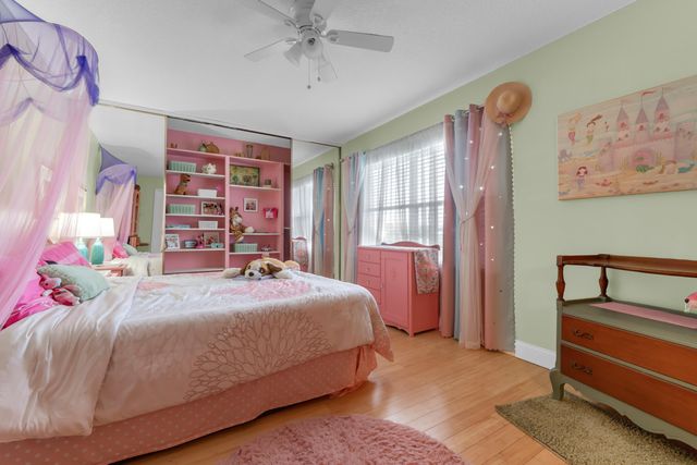 1928 Stratford Way 38D, West Palm Beach, FL 33409