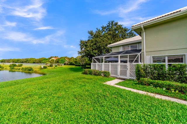 1928 Stratford Way 38D, West Palm Beach, FL 33409