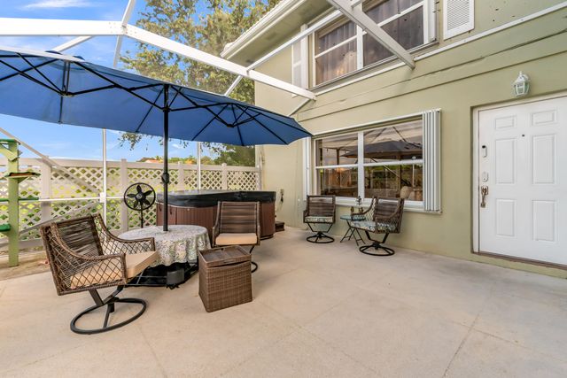 1928 Stratford Way 38D, West Palm Beach, FL 33409