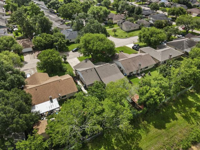 3823 Shadow Trail, Houston, TX 77084