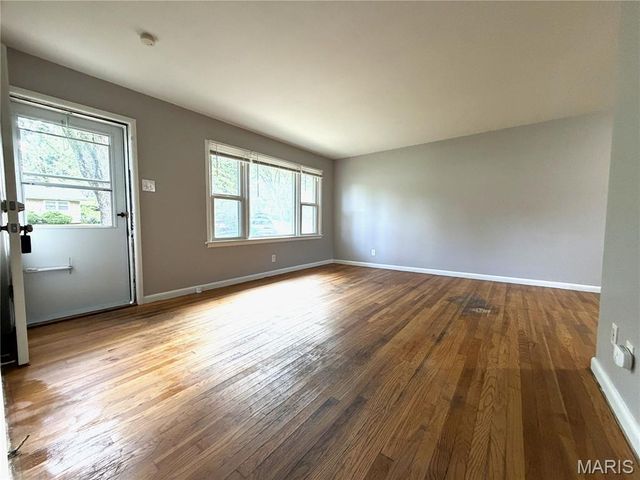 38 Fenwick Drive, Ferguson, MO 63135