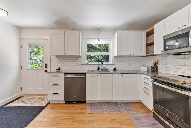 3 Chandler Rd, Wilmington, MA 01887