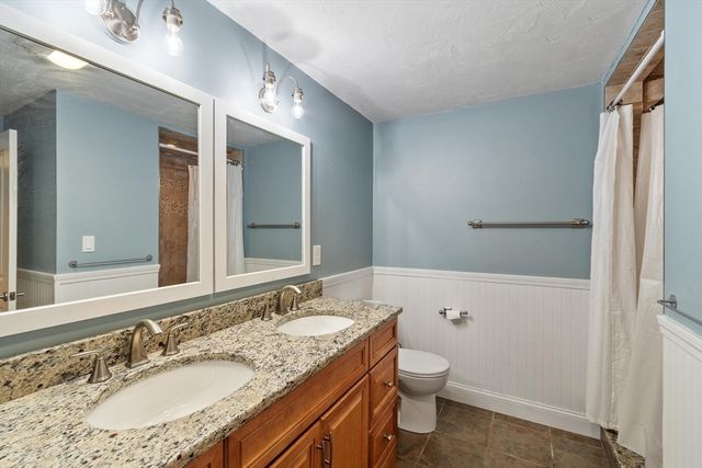 3 Chandler Rd, Wilmington, MA 01887