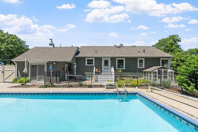 3 Chandler Rd, Wilmington, MA 01887