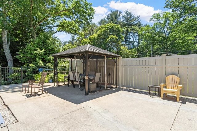 3 Chandler Rd, Wilmington, MA 01887
