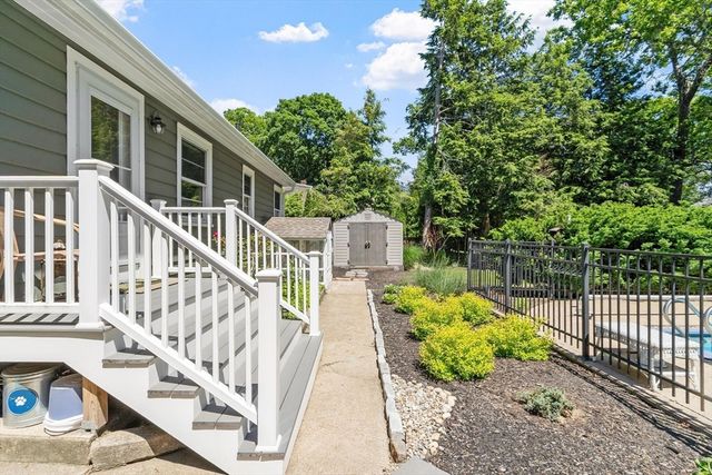 3 Chandler Rd, Wilmington, MA 01887