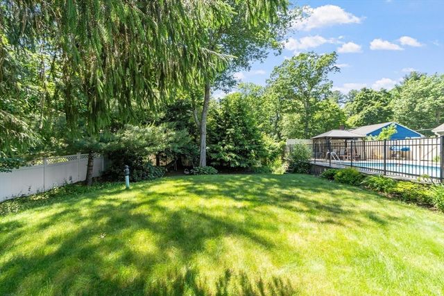 3 Chandler Rd, Wilmington, MA 01887