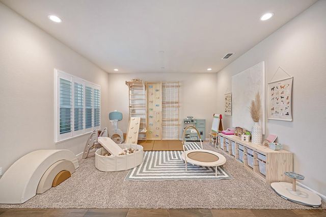 1706 Shakeley Ln, Ione, CA 95640