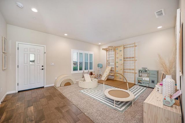 1706 Shakeley Ln, Ione, CA 95640