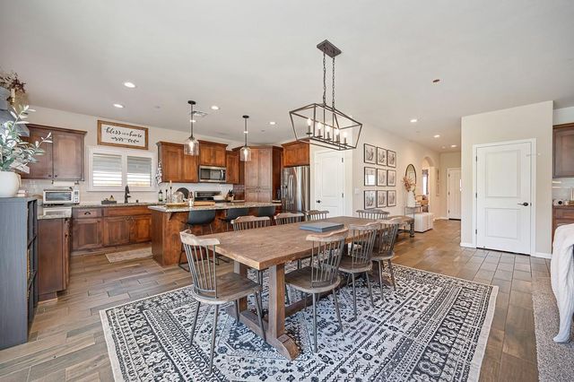 1706 Shakeley Ln, Ione, CA 95640