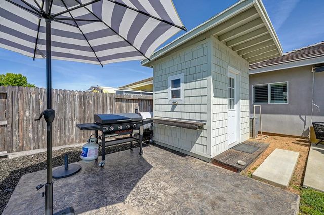 1706 Shakeley Ln, Ione, CA 95640