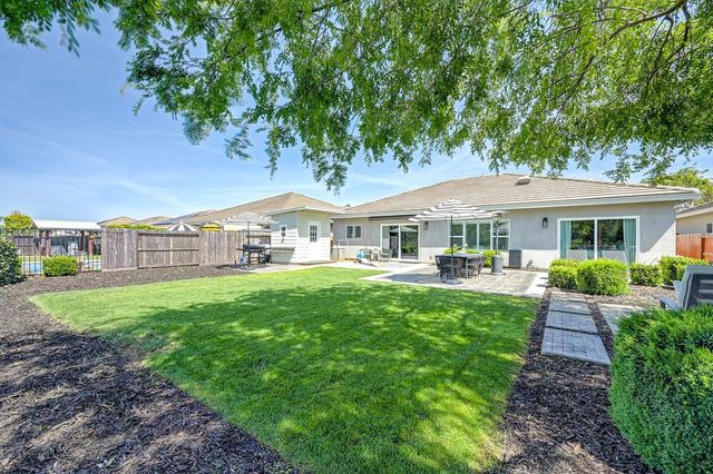 1706 Shakeley Ln, Ione, CA 95640