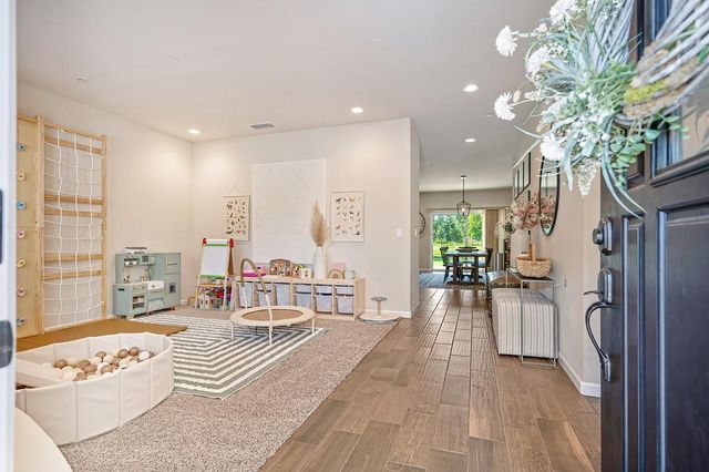 1706 Shakeley Ln, Ione, CA 95640