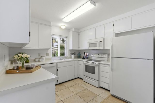 30 Muirfield Court, San Jose, CA 95116