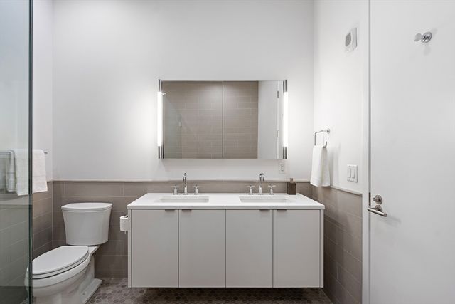 477 Harrison Ave 5B, Boston, MA 02118