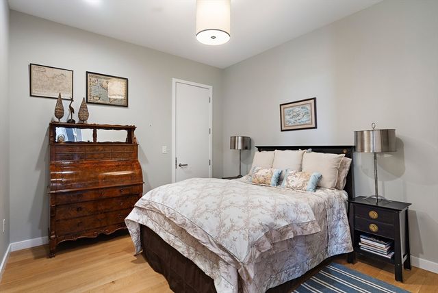 477 Harrison Ave 5B, Boston, MA 02118