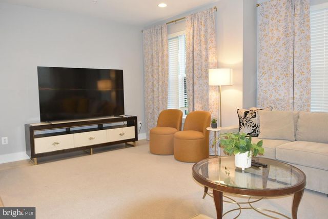 3166 ASCENT RD, Falls Church, VA 22042