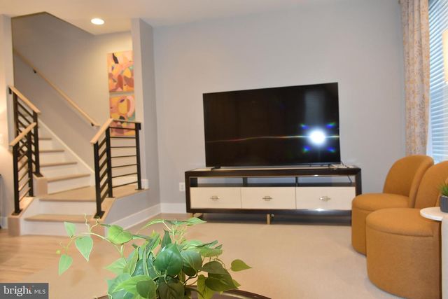 3166 ASCENT RD, Falls Church, VA 22042