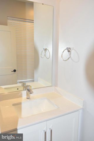 3166 ASCENT RD, Falls Church, VA 22042