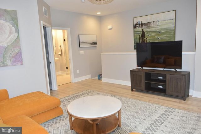 3166 ASCENT RD, Falls Church, VA 22042