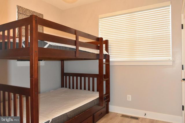 3166 ASCENT RD, Falls Church, VA 22042