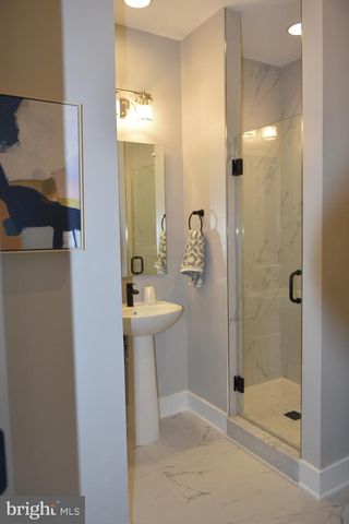 3166 ASCENT RD, Falls Church, VA 22042