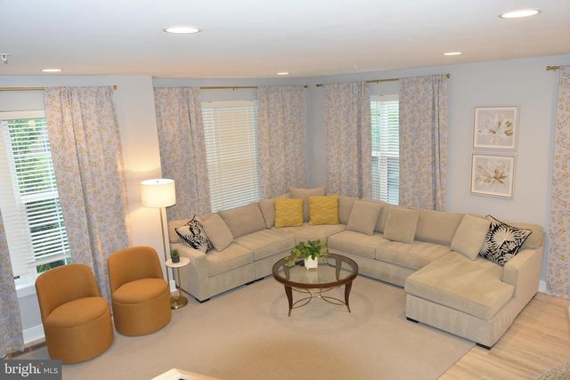 3166 ASCENT RD, Falls Church, VA 22042