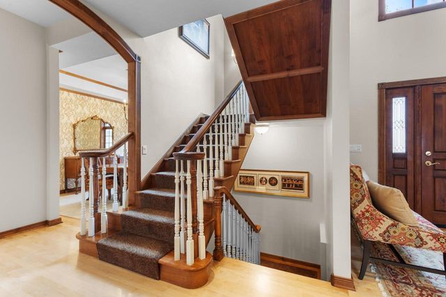 1935 E TELEMARK CIRCLE, Green Bay, WI 54313