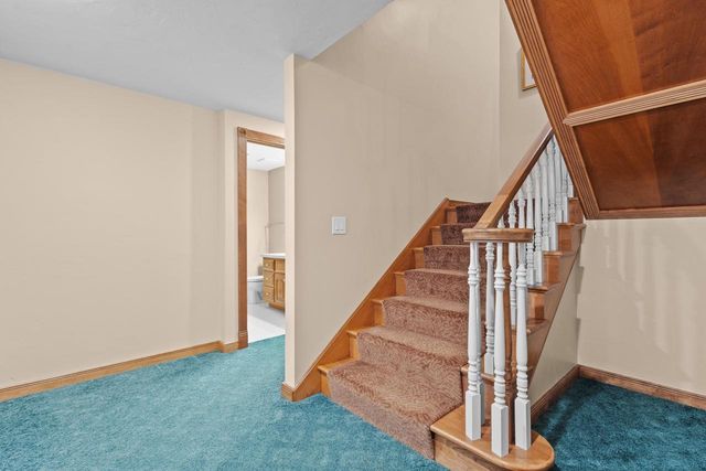 1935 E TELEMARK CIRCLE, Green Bay, WI 54313