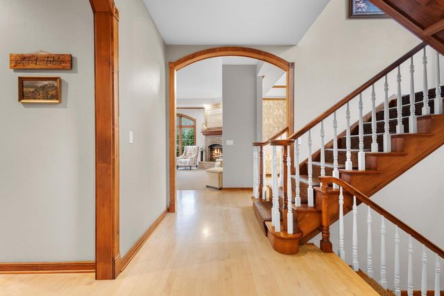 1935 E TELEMARK CIRCLE, Green Bay, WI 54313